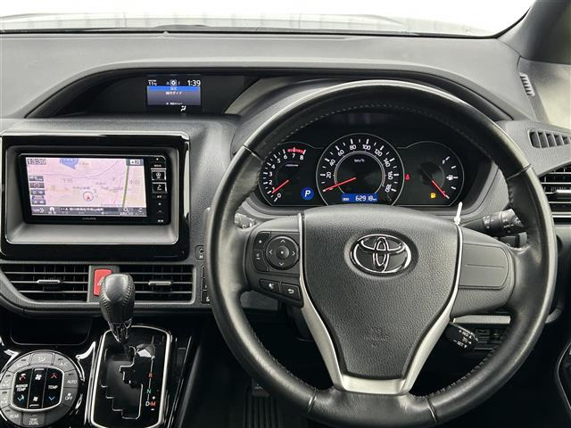 ヴォクシー2.0 ZS