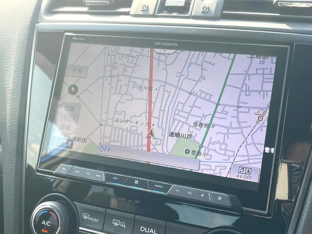 �y�����i�r�z�l�C�̏����i�r�𑕔����Ă���܂��B�i�r�̎g���₷���͂������A�I�[�f�B�I�@�\���[��!�L�����v�◷�s�͂������A�ʋ΂┃�����ȂǕ��i�̃h���C�u���y�����Ȃ�͂���