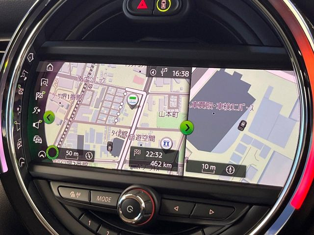 �������i�r:��̊��̂���i�r�́A����������ԓ������o���Ă���܂��B�I�[�f�B�I�@�\���[�����Ă���܂��̂ŁA�^�]�����y���߂܂���