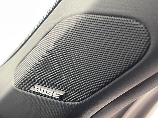 �yBOSE�T�E���h�V�X�e���t�������i�r�z���x�ȃ`���[�j���O�\�͂����ڂ���Ă���A�������ȉ��y�����y���݂��������܂���