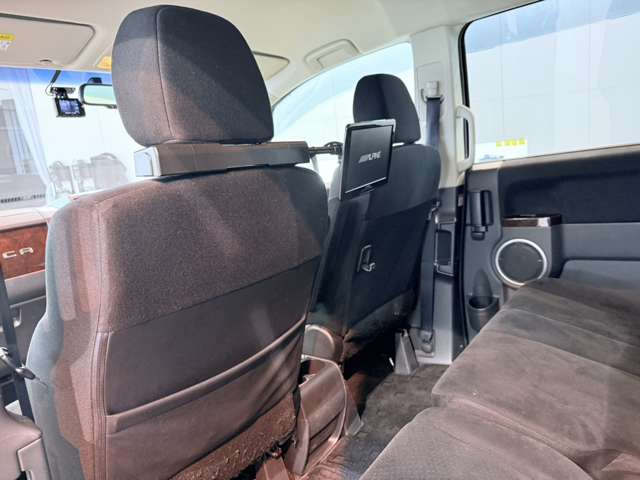 �M�d�Ȃ����Ԃ������Ă����������ɂ��肪�Ƃ��������܂����B����O�����Ȃ������̂قǁA�X�������肢�v���܂��B