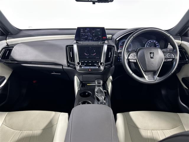 クラウンハイブリッド 2.5 RS アドバンス