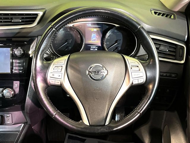 �y�����v�����X�e�A�����O�z�㎿�Ȋv���g�p���邱�ƂŁA��ɂ����������݂ƂĂ��^�]���₷���n���h���ł���