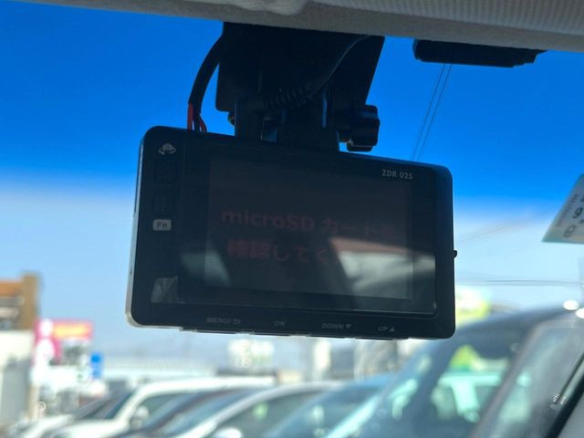 �y�h���C�u���R�[�_�[�z�h���C�u���R�[�_�[����!���s���͂������A������^�]�⎖�̂ɑ��������ہA�f���ŋL�^���A����̃��X�N�ɔ����܂��B���L�^�pSD�J�[�h�͂��q�l�����g�ł��������������K�v������܂��B