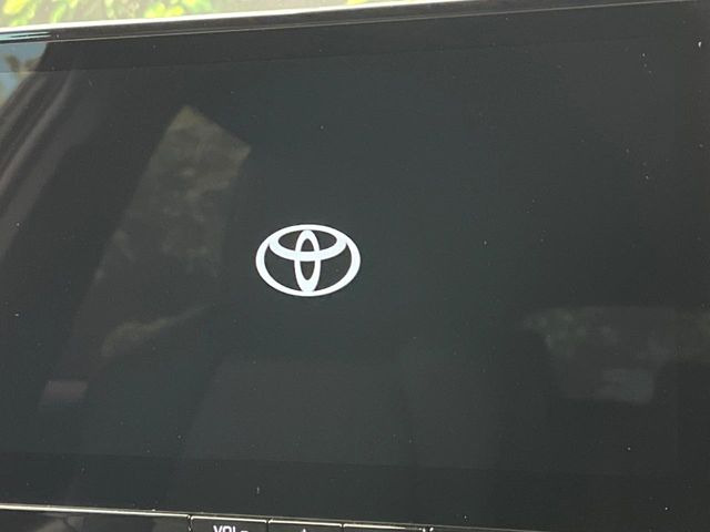 �y10.5�C���`�i�r�z�������ƃC���p�N�g�̂�����ʃi�r�𑕔��B�e��I�[�f�B�I����͂������A�X�}�z�A�g���ł��闘�֐��̍����i�r�ł���