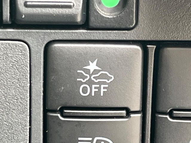 �y�g���^�Z�[�t�e�B�Z���X�z���s���ɑO���̎ԗ�����F�����A�Փ˂������Ȏ��͌x��ƃu���[�L�ŏՓˉ���Ɣ�Q�y�����A�V�X�g�B�����S�Ƀh���C�u�����y���݂��������܂��B