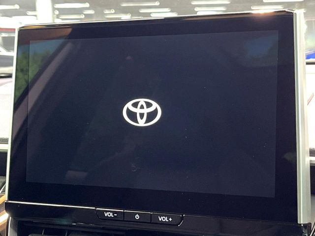 �y10.5�C���`�i�r�z�������ƃC���p�N�g�̂�����ʃi�r�𑕔��B�e��I�[�f�B�I����͂������A�X�}�z�A�g���ł��闘�֐��̍����i�r�ł���