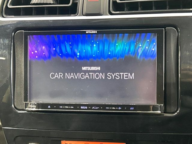 �y�����i�r�z�l�C�̏����i�r�𑕔����Ă���܂��B�i�r�̎g���₷���͂������A�I�[�f�B�I�@�\���[��!�L�����v�◷�s�͂������A�ʋ΂┃�����ȂǕ��i�̃h���C�u���y�����Ȃ�͂���