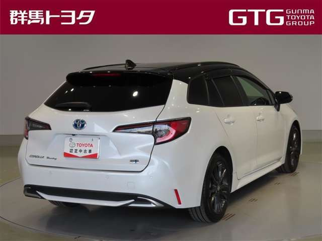 カローラツーリング1.8 ハイブリッド W×B