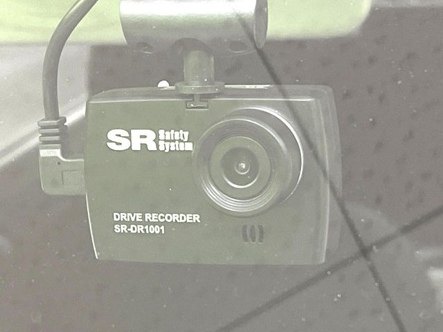 �y�h���C�u���R�[�_�[�z�h���C�u���R�[�_�[����!���s���͂������A������^�]�⎖�̂ɑ��������ہA�f���ŋL�^���A����̃��X�N�ɔ����܂��B���L�^�pSD�J�[�h�͂��q�l�����g�ł��������������K�v������܂��B