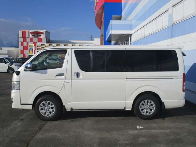 ハイエースバン3.0 スーパーGL ロング ディーゼル 4WD