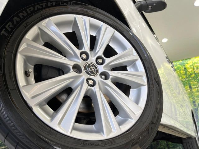 �y����18�C���`�A���~�z�C�[���z�O�ςɃ}�b�`���������A���~�z�C�[���𑕒����Ă���܂��B�e��ЊO�A���~�z�C�[����A�X�^�b�h���X�^�C�����戵�����Ă���܂��B���񂲑��k����������