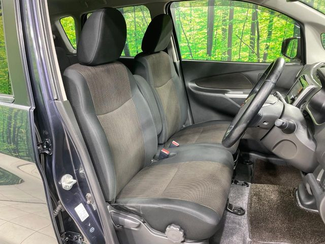 �^�]�ȃV�[�g���͎g�p�������Ȃ��A�ǍD�ȏ�ԂƂȂ��Ă��܂��B���J�Ɏg���Ă������Ƃ��悭�킩��܂��ˁB