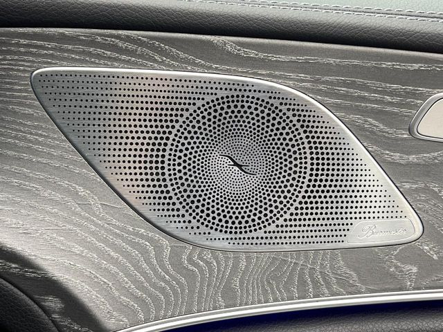 ��Burmester�T���E���h�V�X�e��:�n�C�G���h�I�[�f�B�I��僁�[�J�[����|����Ԑ�p�̃v���~�A���X�s�[�J�[�𑕔��B�����̃X�s�[�J�[����A���̗������܂ŕ����鍂�i���ȉ��y�����y���݂��������܂��B