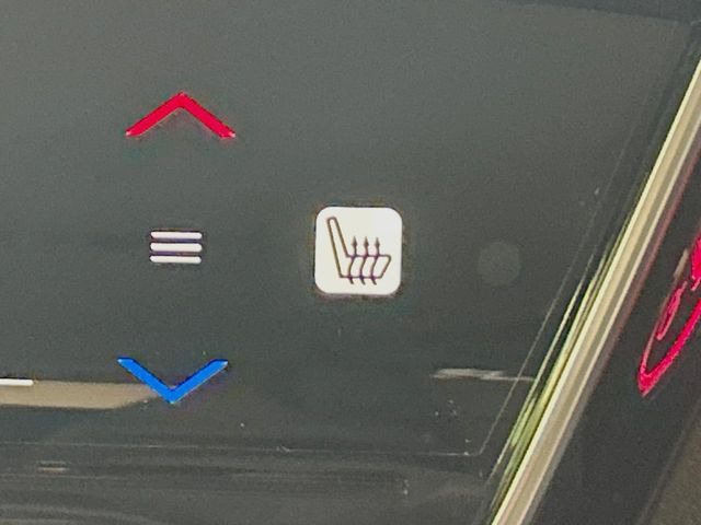 �y�V�[�g�q�[�^�[�z�������ɏd�󂷂�V�[�g�q�[�^�[!�G�A�R����葁�����܂��Ă����̂Ŋ�����̐l�����S�ł��ˁ�G�A�R���̉����͊������邩����A�Ƃ������ɂ����������߂ł��B