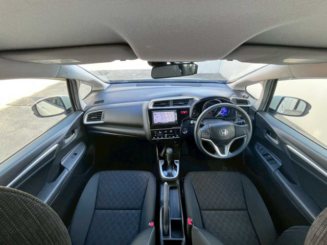 フィット1.3 13G Fパッケージ