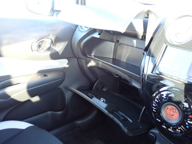 ���[�����Ղ�O���[�u�{�b�N�X�B