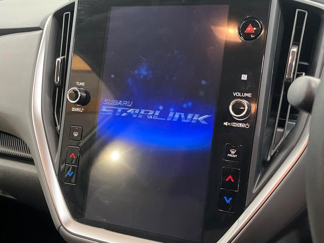 �y11.6�C���`�i�r�z�X�}�[�g�t�H�����o�Ŏg�p�ł���A�C���p�N�g�̂���11.6�C���`�i�r�𑕔�!�i�r��I�[�f�B�I����͂������A�e��ԗ��������̉�ʂ���m�F�E�ݒ�ł��܂���