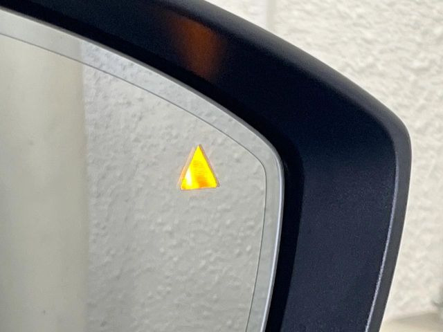 �y�u���C���h�X�|�b�g���j�^�[�z���s���A�h�A�~���[�̎��p�ɂȂ�₷���ӏ��Ɍ㑱�Ԃ��ڋ߂���ƃT�C�h�~���[�̃����Y�Ɍx����\��!�h���C�o�[�ɒ��ӊ��N�����Ă���܂��B