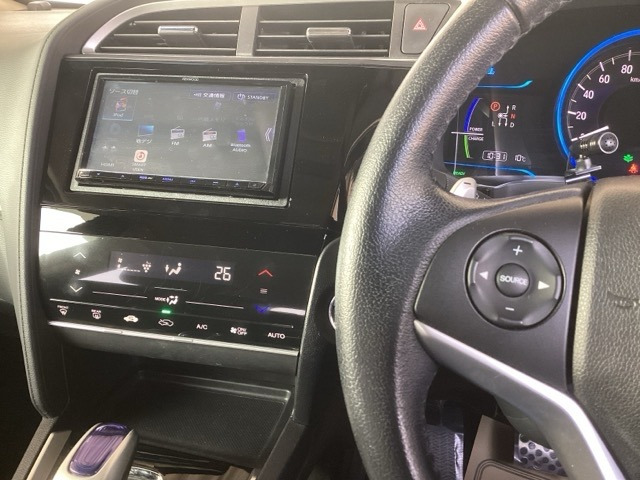 シャトル1.5 ハイブリッド X