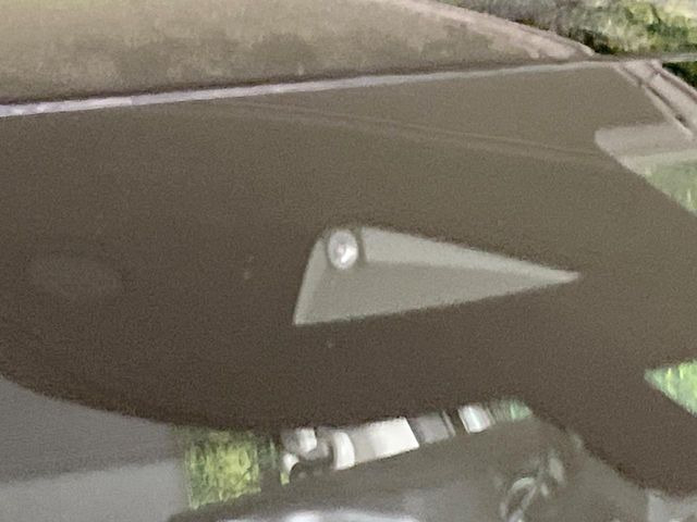 �y�C���e���W�F���g�G�}�[�W�F���V�[�u���[�L�z�t�����g�J�����őO���̎ԗ�����s�҂����m�B�Փ˂������Ȏ��͏Փ˔�Q�y���u���[�L���쓮�A�Փˉ�����T�|�[�g�B�����S�Ƀh���C�u�����y���݂��������܂��B