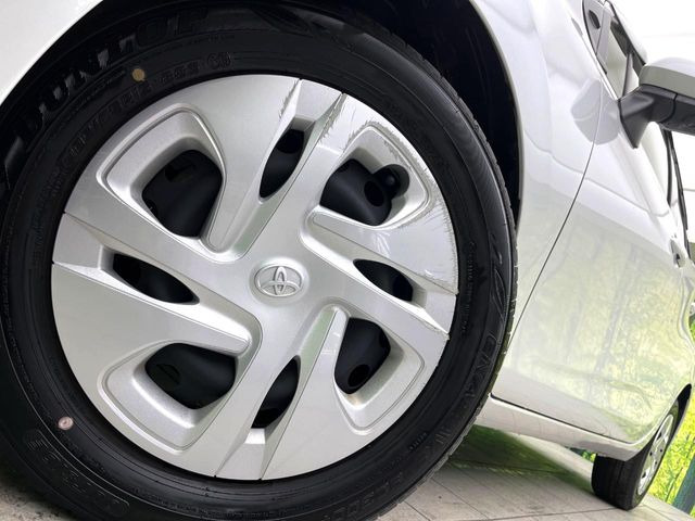 �y����15�C���`�A���~�z�C�[���z�O�ςɃ}�b�`���������A���~�z�C�[���𑕒����Ă���܂��B�e��ЊO�A���~�z�C�[����A�X�^�b�h���X�^�C�����戵�����Ă���܂��B���񂲑��k����������