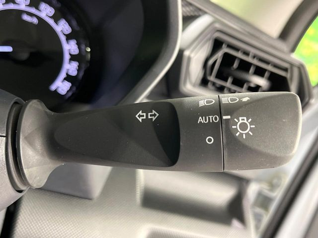 �y�I�[�g���C�g�z����̖��邳�ɉ����Ď����Ńw�b�h���C�g�̓_���E�������ł���@�\�ł�!���C�g�̕t���Y��E�����Y��Ȃǂ������Ȃ�A�J�̓���[���̑��s�����S!�g���l���ʉߎ����֗��ł��ˁ�