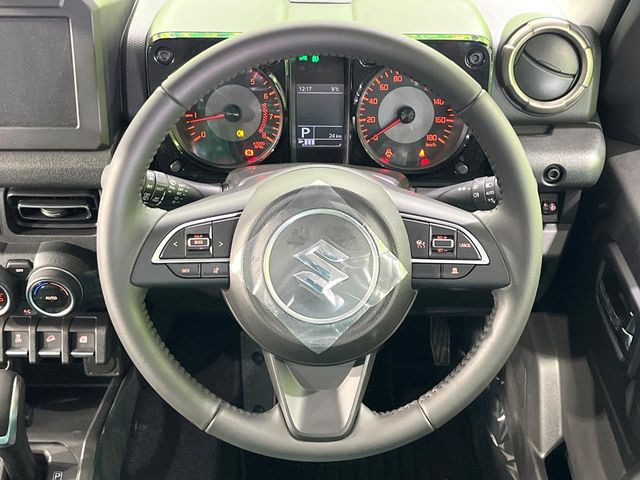 �y�X�e�A�����O�X�C�b�`�z�^�]���A�O������ڐ������炷���ƂȂ��A�I�[�f�B�I���̑��삪�\�ȕ֗��@�\!���S&���K�ȃh���C�u�����o���Ă���܂���