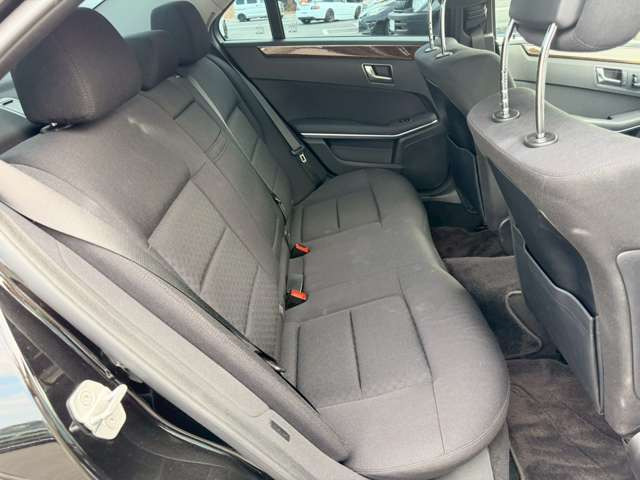 �C�ɂȂ邨�Ԃ�����܂�����E�̓d�b�ԍ����璼�ڂ��X�ɂ��₢���킹���������B�x�����@����ԗ����A��Ԃ܂łȂ�ł������������Ē����܂��B�X�^�b�t�ꓯ���A�����҂����Ă���܂��B