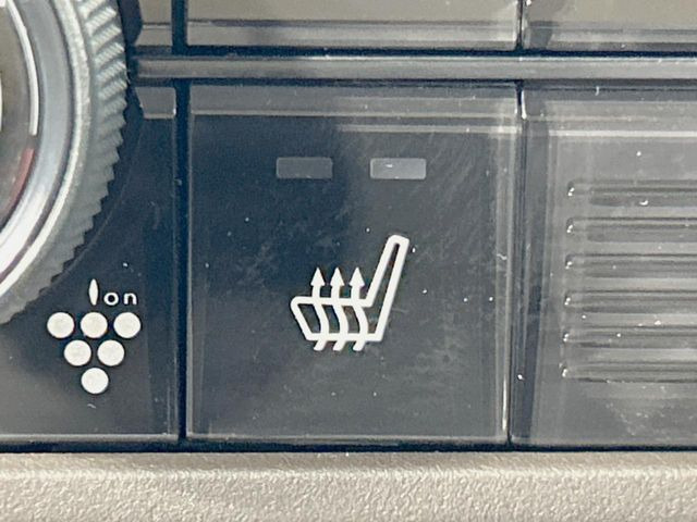 �y�V�[�g�q�[�^�[�z�������ɏd�󂷂�V�[�g�q�[�^�[!�G�A�R����葁�����܂��Ă����̂Ŋ�����̐l�����S�ł��ˁ�G�A�R���̉����͊������邩����A�Ƃ������ɂ����������߂ł��B