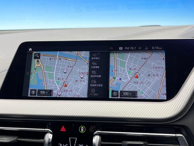 �������i�r:��̊��̂���i�r�́A����������ԓ������o���Ă���܂��B�I�[�f�B�I�@�\���[�����Ă���܂��̂ŁA�^�]�����y���߂܂���