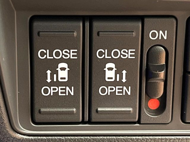 �y�����p���[�X���C�h�h�A�z�X�}�[�g�L�[��^�]�Ȃ̃X�C�b�`�Ō�ȗ����X���C�h�h�A�̊J���\���d��������͂����ăh�A���J����K�v�������A�����Ȃ��q�l�ł��ȒP�ɊJ���߂ł����K�ł���