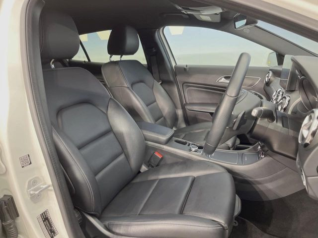 ���V�[�g�̎g�p��:�j��E�ւ�������Ȃ��A�����̒ʂ肫�ꂢ�ȏ�Ԃ��ێ����Ă���܂��B�܂��A�����N���[�j���O�E�R�[�e�B���O�����p�����������܂��B