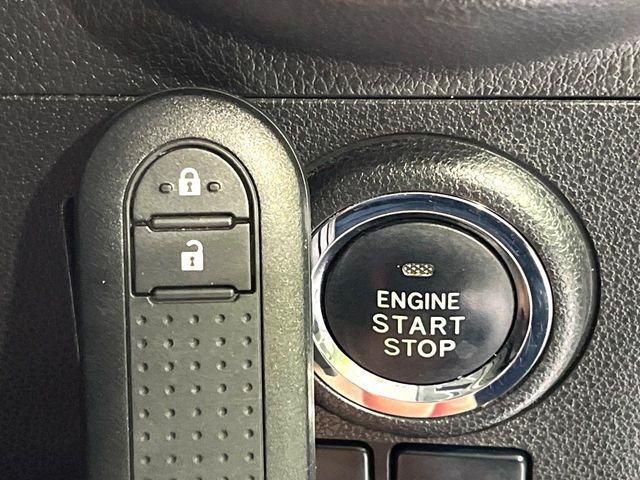 �y�L�[�t���[�V�X�e���z�J�o����|�P�b�g�ɓ��ꂽ�܂܂ł��h�A�̎{���E�������\�ȃX�}�[�g�L�[�𑕔��B�G���W���̃I���E�I�t�����J�M�����o���K�v����������Ƃ��Ă��֗��ł���