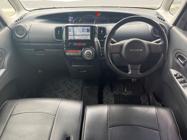 �O���[�v���݌ɐ���30,000��!!�S���̌n��X���烁�[�J�[�E�Ԏ��킸���Љ�o����̂ŁA���Ȃ��Ƀs�b�^���̂��Ԃ�������͂��ł���܂��͂��₢���킹��������