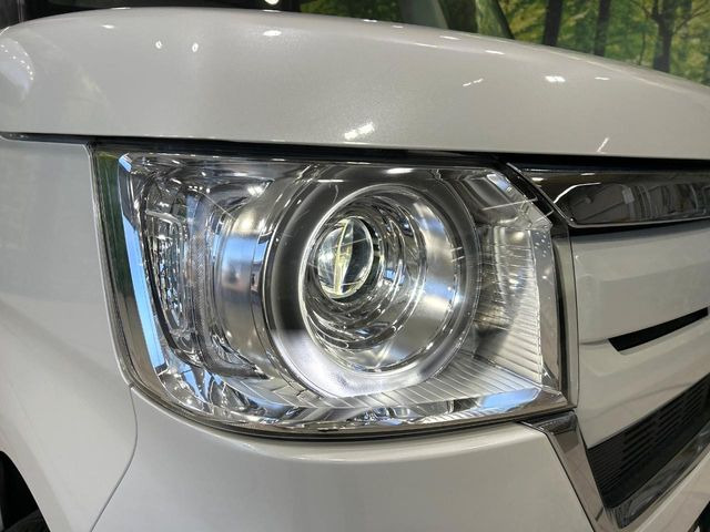 �yLED�w�b�h���C�g�z���V����ԑ��s�����ǍD�Ȏ��E���m�ۂ����S���ĉ^�]�ł��鍂�P�xLED�w�b�h���C�g�𑕔�!�_�����x�������A����d�͂��}�����Ă��܂��B