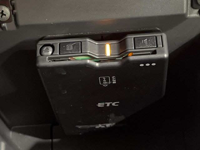 【ETC】高速道路の料金所をストレスなく通過!話題のスポットやサービスエリアに多い「スマートIC」利用時は必須のアイテムです。当店でセットアップを実施、ご納車当日からすぐにご利用いただけます!