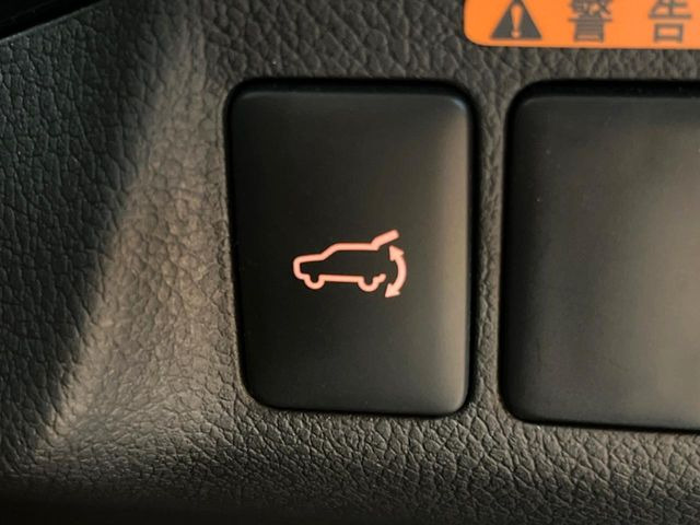 �y�p���[�o�b�N�h�A�z�X�}�[�g�L�[��^�]�Ȃ̃{�^�������������Ń��A�Q�[�g�������ŊJ���܂�!�ו��������Ă��鎞��A�����ʒu�ɂ���o�b�N�h�A��߂�ۂɕ֗��ȋ@�\�ł���