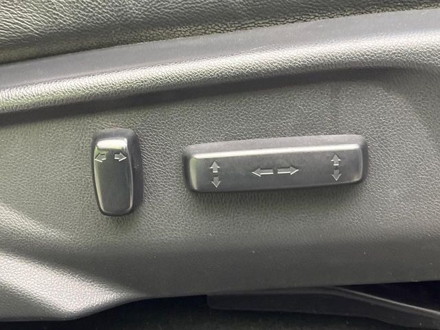 �y�p���[�V�[�g�z�X�C�b�`��ŊȒP�ɃV�[�g�̔��������\!�d��������͂�����܂���!���K�ȃV�[�g�|�W�V�����ɃZ�b�g���āA���K�ȃh���C�u�����y���݂��������B