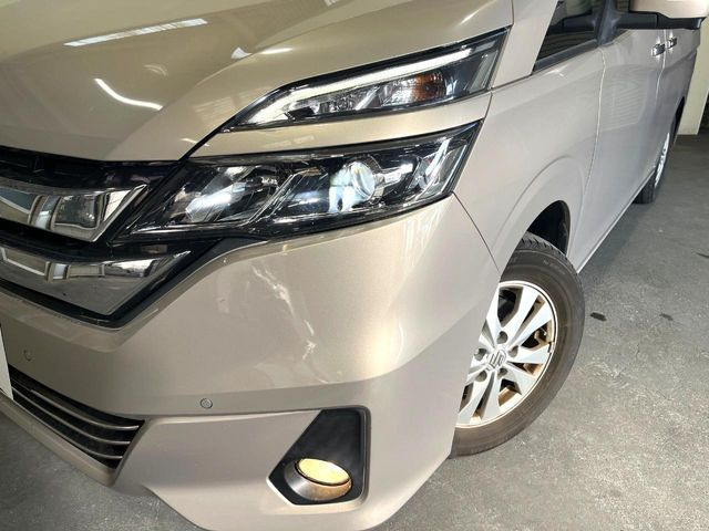 �yLED�w�b�h���C�g�z���V����ԑ��s�����ǍD�Ȏ��E���m�ۂ����S���ĉ^�]�ł��鍂�P�xLED�w�b�h���C�g�𑕔�!�_�����x�������A����d�͂��}�����Ă��܂��B