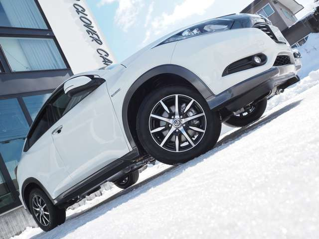 ���Ԃ̏�ԂŋC�ɂȂ镔�����������܂�����A���[���ɂČf�ڒ��ȊO�̉摜�⓮��������肷�邱�Ƃ��\�ł�!�J�[�Z���T�[�o�R�ɂĂ��₢���킹�������A���ڃ��[��:world_clovercars@yahoo.co.jp�܂ł��A����������