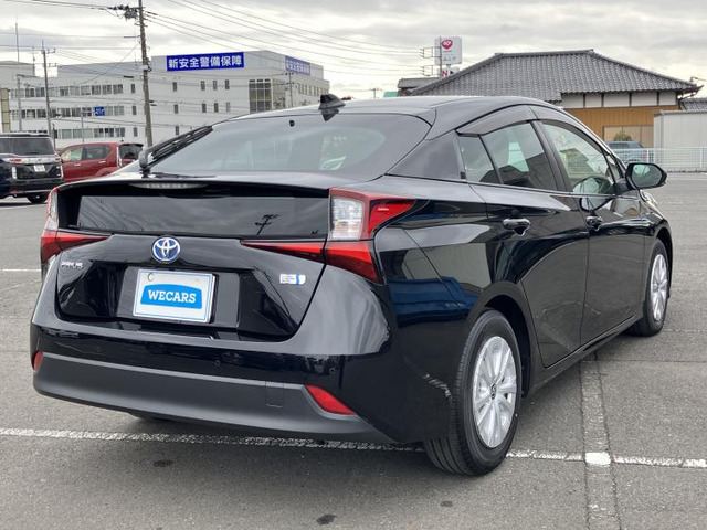 プリウス1.8 S セーフティ プラスII