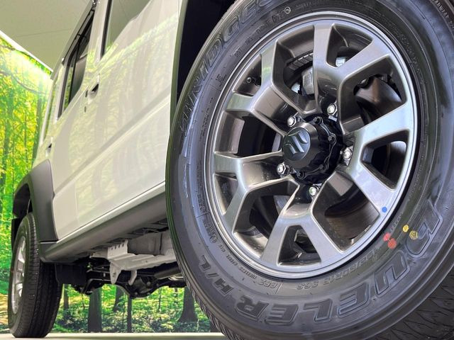 �y����15�C���`�A���~�z�C�[���z�O�ςɃ}�b�`���������A���~�z�C�[���𑕒����Ă���܂��B�e��ЊO�A���~�z�C�[����A�X�^�b�h���X�^�C�����戵�����Ă���܂��B���񂲑��k����������