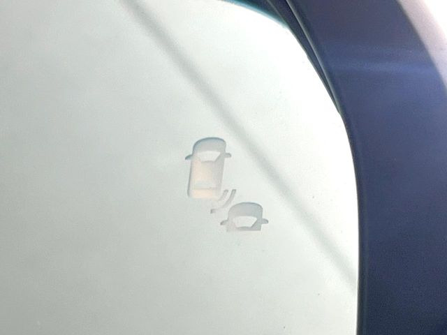 �y�u���C���h�X�|�b�g�C���t�H���[�V�����z���s���A�h�A�~���[�̎��p�ɂȂ�₷���ӏ��Ɍ㑱�Ԃ��ڋ߂���ƃT�C�h�~���[�t�߂Ɍx����\���A�h���C�o�[�ɒ��ӊ��N�����Ă���܂��B