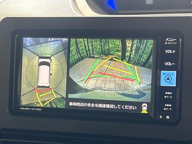 �y�p�m���}���j�^�[�z��p�̃J�����ɂ��A�ォ�猩���낵���悤�Ȏ��_��360�x�N���}�̎��͂��m�F���邱�Ƃ��ł��܂������p�������m�F���₷���A�����ꏊ�ł̐؂�Ԃ��⒓�Ԃ��X���[�Y�ɍs���܂��B