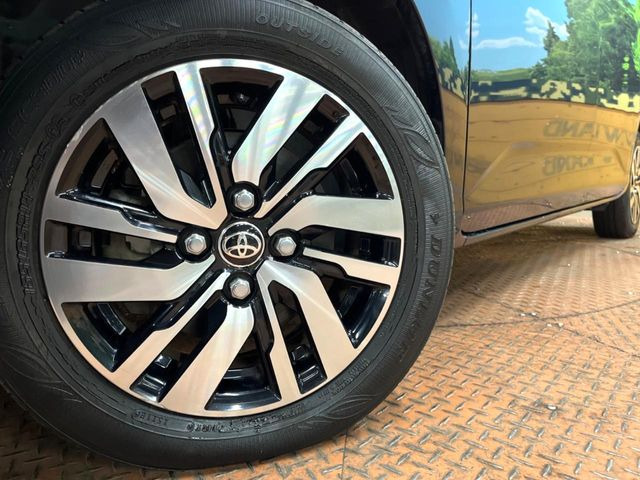 �y�����A���~�z�C�[���z�O�ςɃ}�b�`���������A���~�z�C�[���𑕒����Ă���܂��B�e��ЊO�A���~�z�C�[����A�X�^�b�h���X�^�C�����戵�����Ă���܂��B���񂲑��k����������