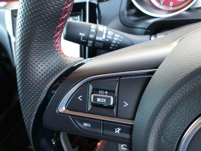 �֗��ȃX�e�A�����O�X�C�b�`�t��