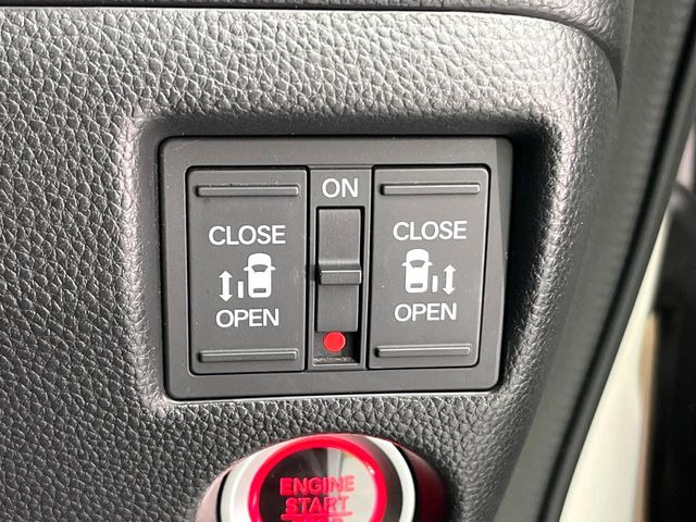 �y�����p���[�X���C�h�h�A�z�X�}�[�g�L�[��^�]�Ȃ̃X�C�b�`�Ō�ȗ����X���C�h�h�A�̊J���\���d��������͂����ăh�A���J����K�v�������A�����Ȃ��q�l�ł��ȒP�ɊJ���߂ł����K�ł���