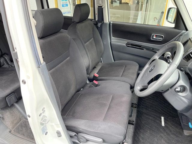 �^�]�Ȃ܂��ɂ͏\���ȃX�y�[�X������A�啿�ȕ��ł��������^�]���Ă�����������ł��B