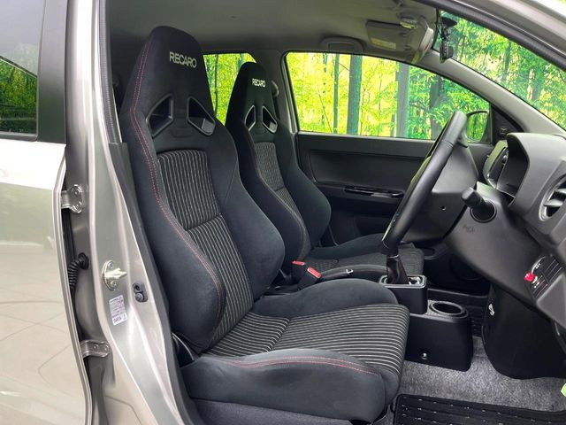 �^�]�ȃV�[�g���͎g�p�������Ȃ��A�ǍD�ȏ�ԂƂȂ��Ă��܂��B���J�Ɏg���Ă������Ƃ��悭�킩��܂��ˁB